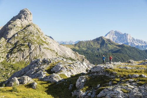 trekking-hiking-copyright-Arabba-Fodom-Turismo-NM 