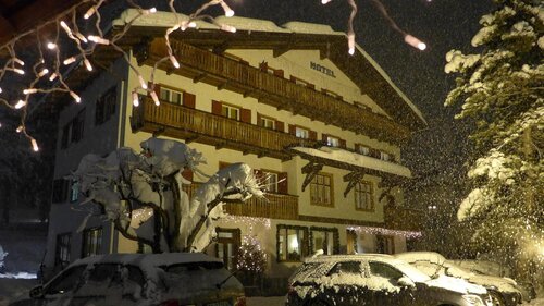 hotel Bellaria - outdoor - winter   A