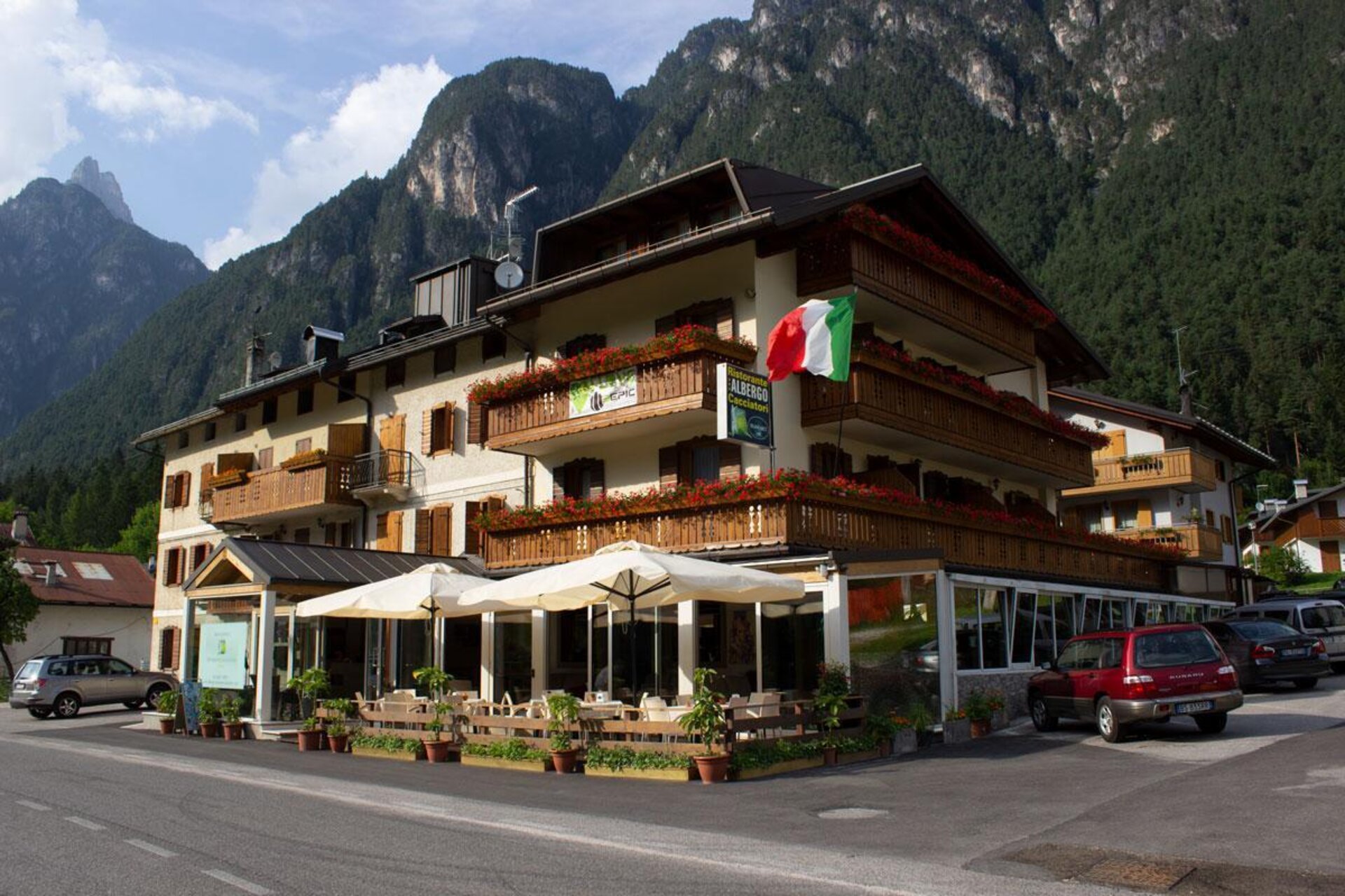 Hotels - Hotels - CACCIATORI - Cadore Tre Cime Comelico