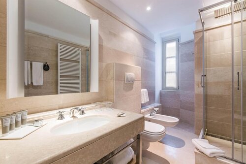 Suite Dolomites - bathroom (2)