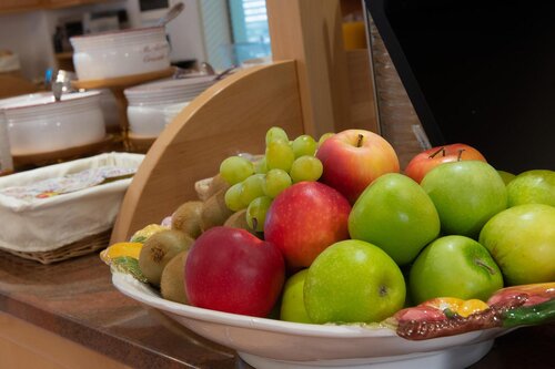 breakfast fruits