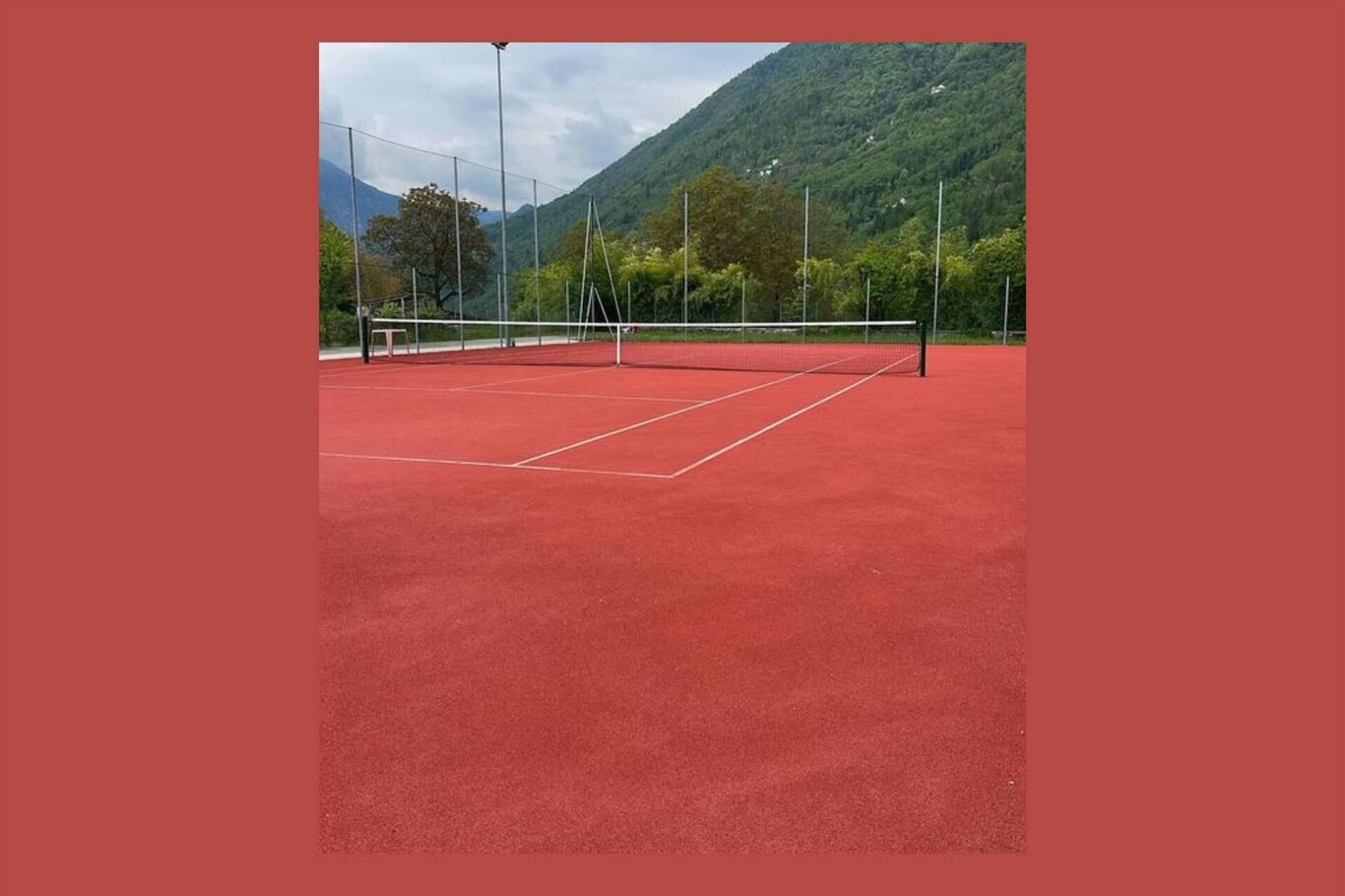 Immagine del campo da tennis