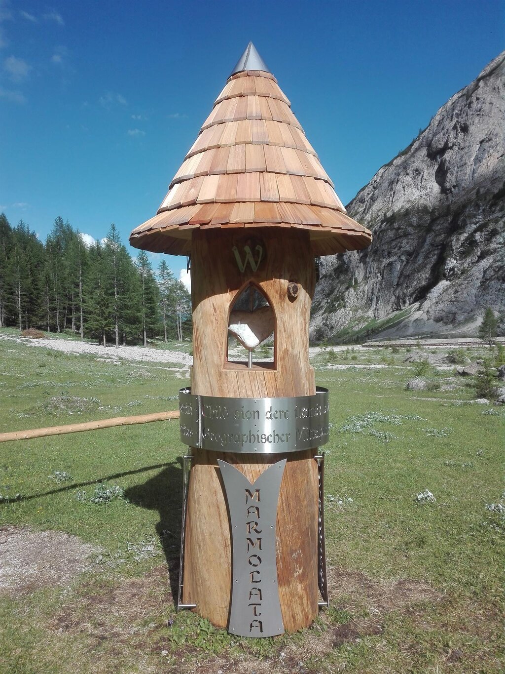 Centro geografico delle Dolomiti Val Ombretta