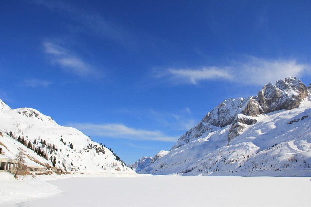 Lago Fedaia invernale