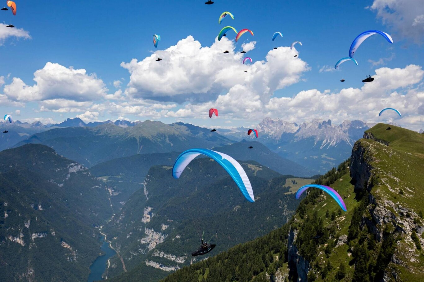 Parapendio sulle Dolomiti Bellunesi