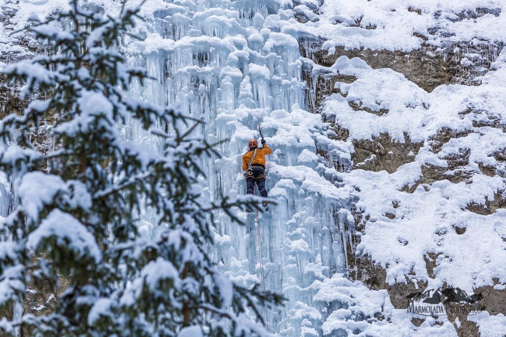 Ice Climbing nei Serrai