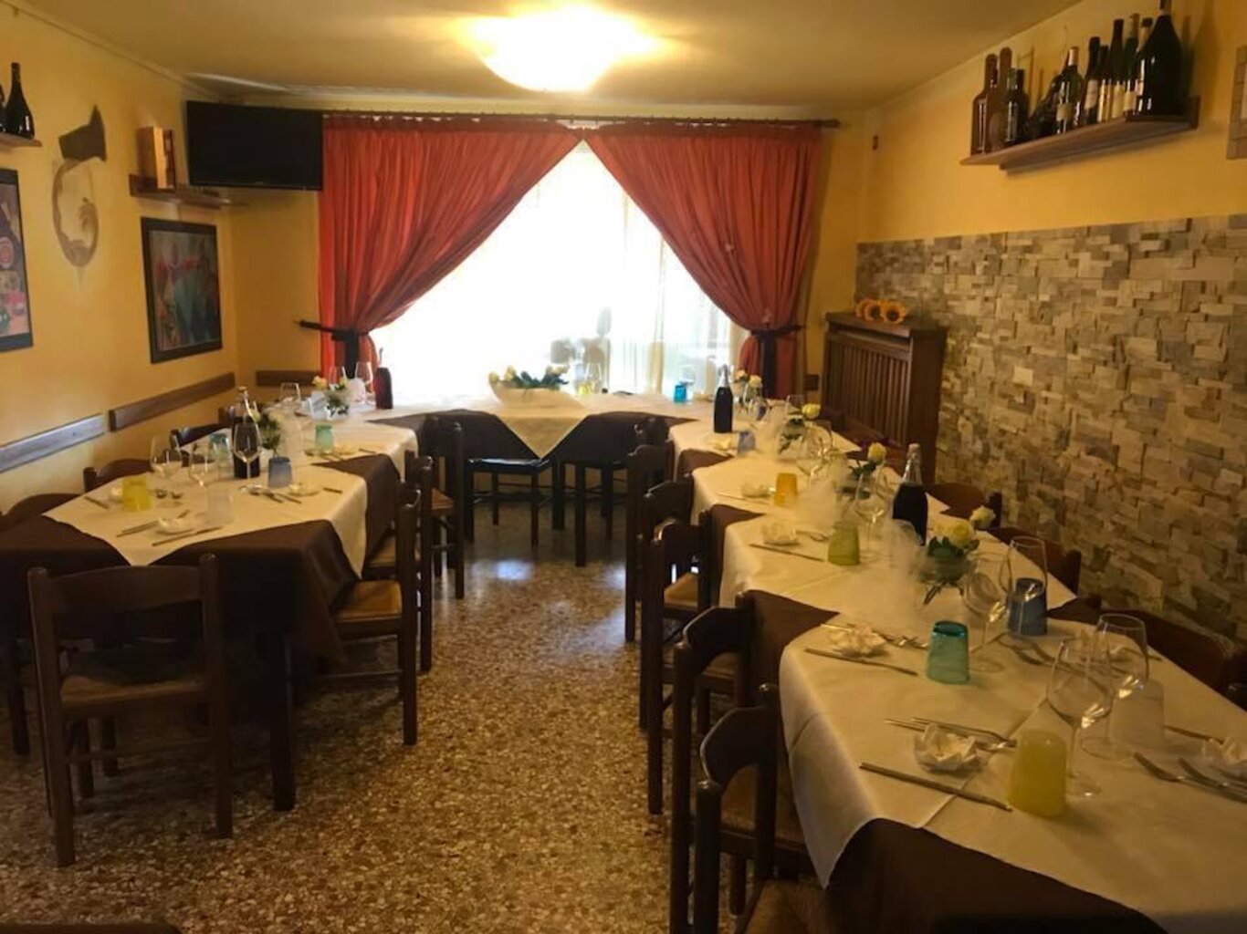 interno trattoria centrale