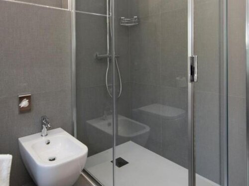 Bel sit 16-crop Bel sit 16-crop