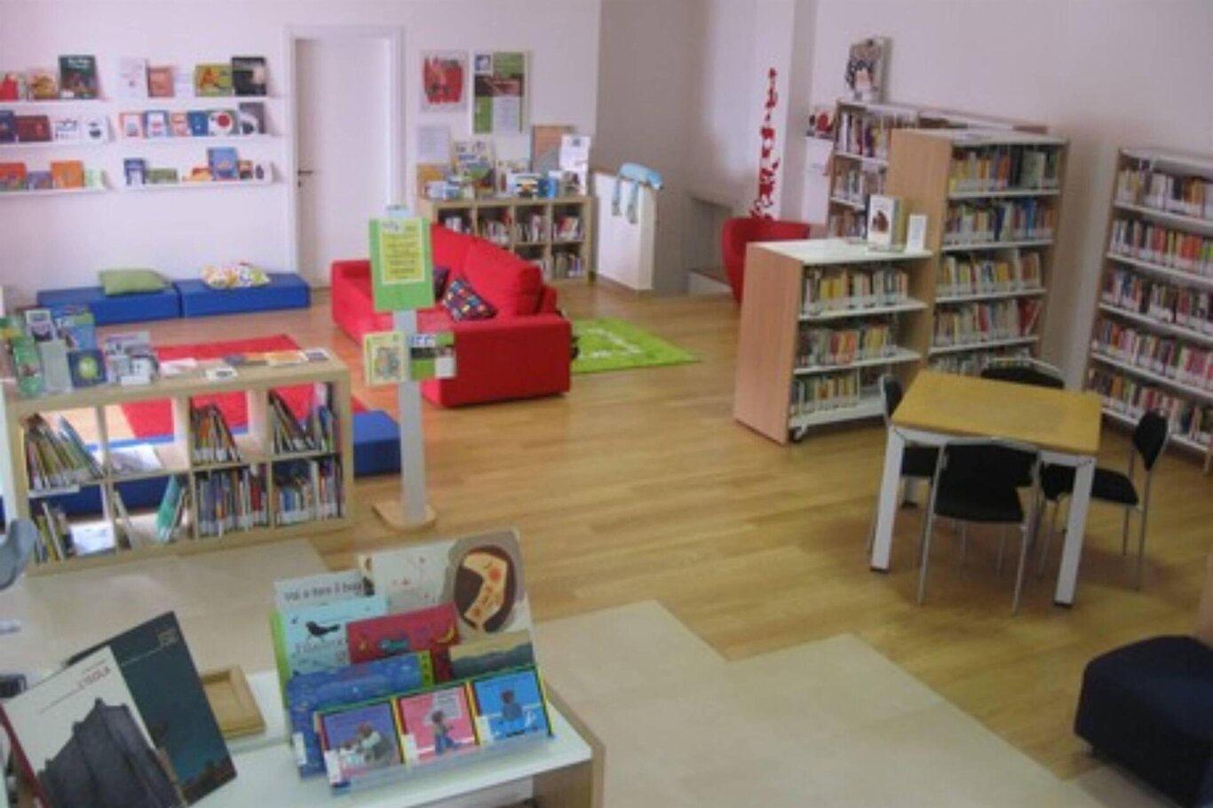 Biblioteca Biblioteca